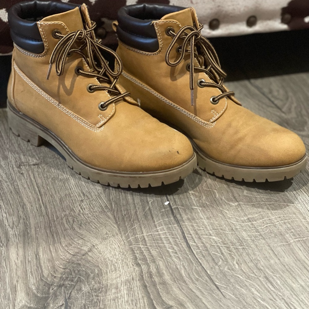 Classic Tan Leather Boots